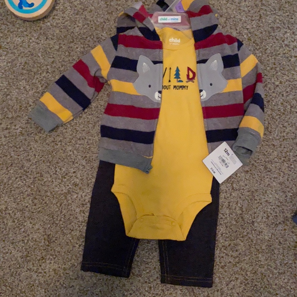 Child of mine 3 piece outfit.  Nwt